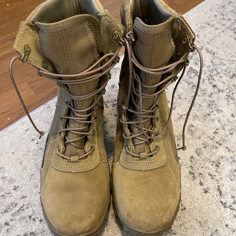 ROCKY S2V tactical military boots.